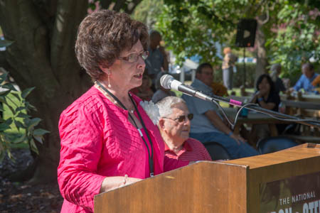 Sharon Tandarich announces the award winners.