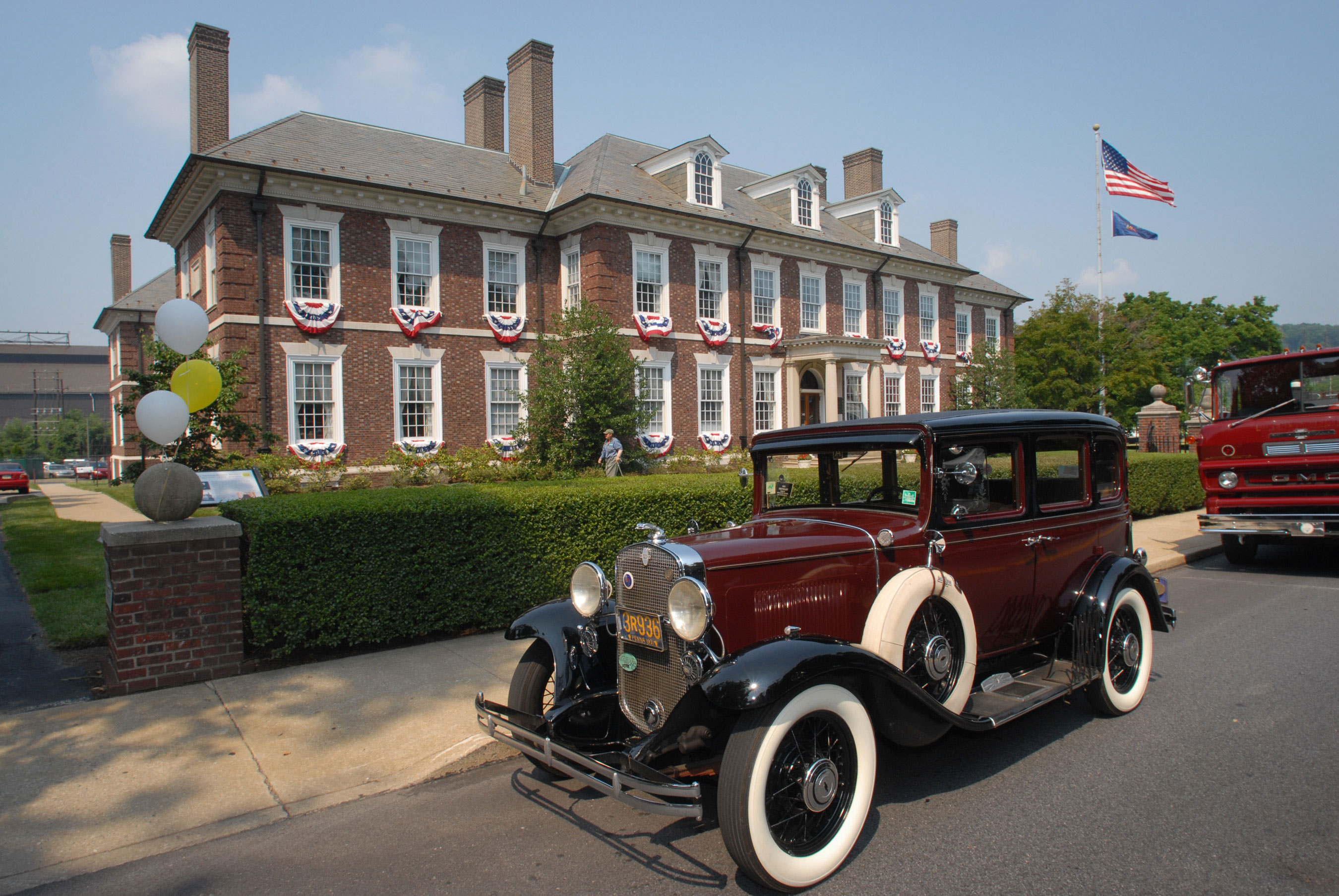Lukens Executive Office Building 1 - Summer Festival