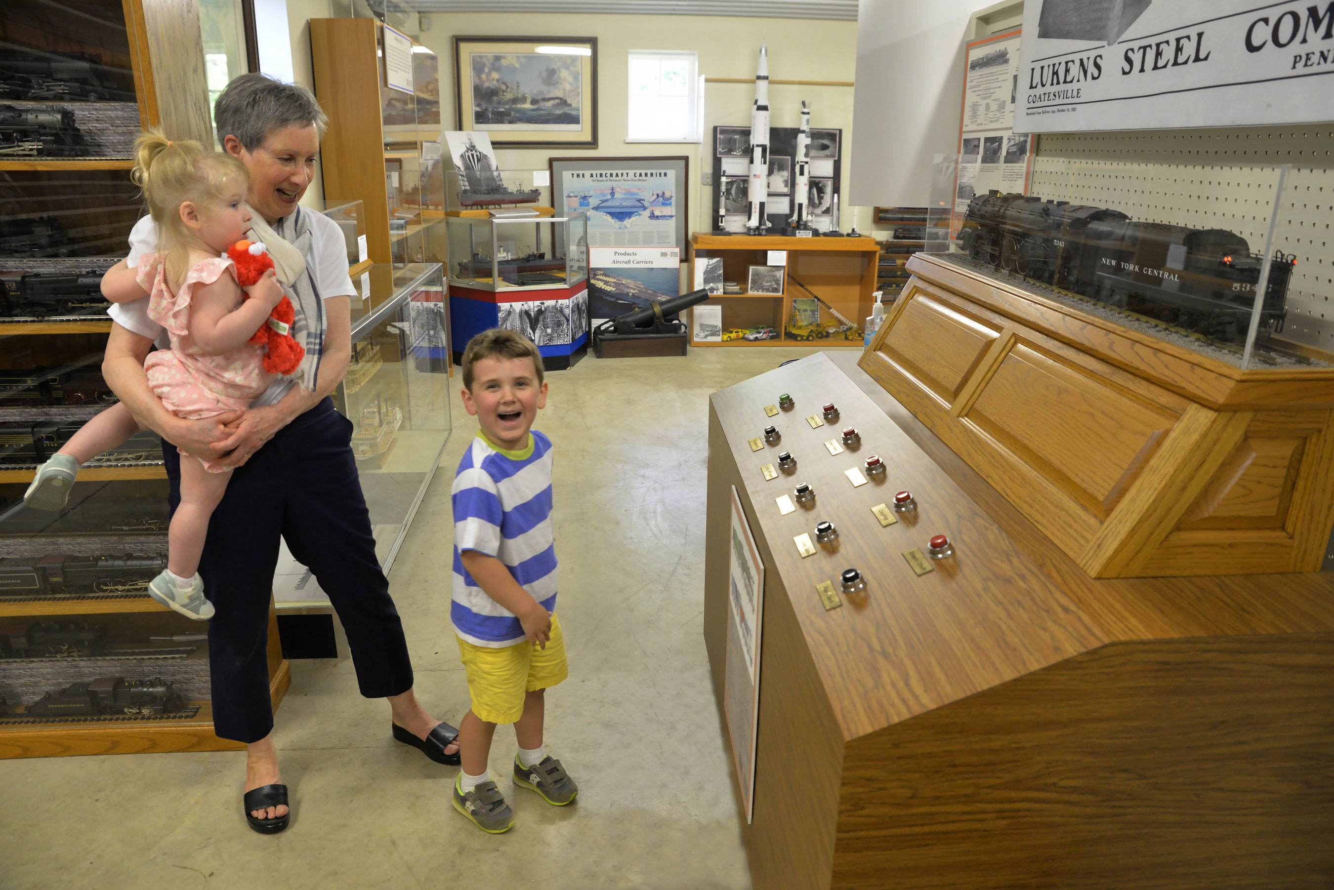 Visitor Center - Grandmother and grandchildren