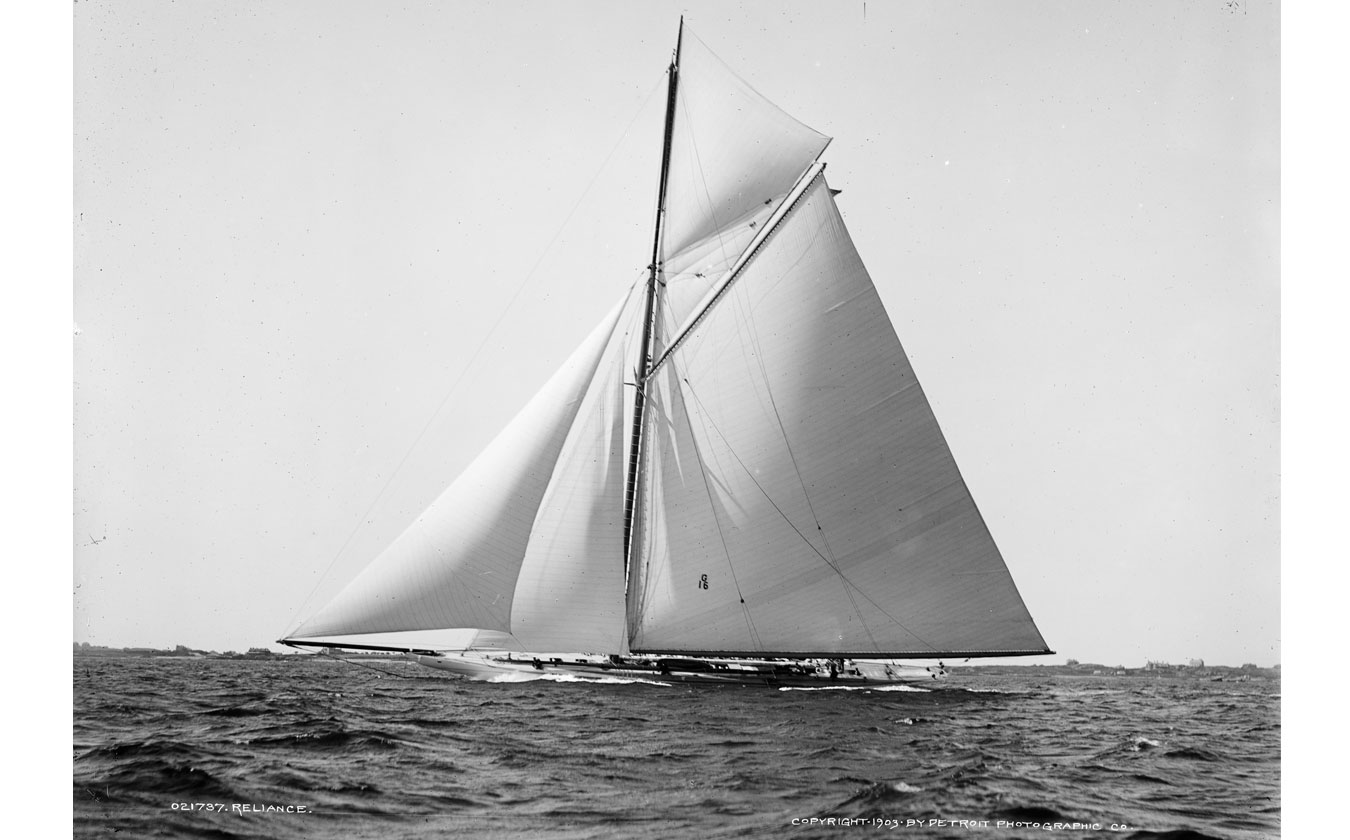 Photograph: Reliance, 1903—Library of Congress